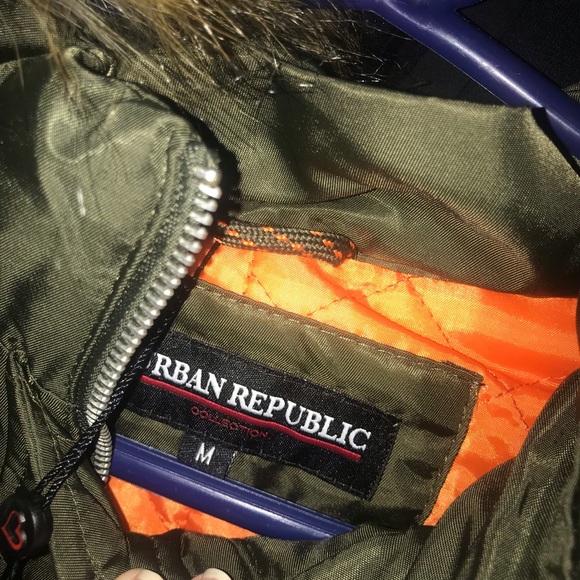 Green Faux Fur Puffer Jacket - Picture 4 of 8